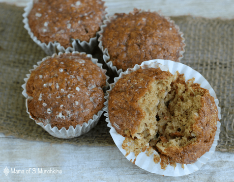 CARROT CAKE MUFFINS WITH CINNAMON GLAZE