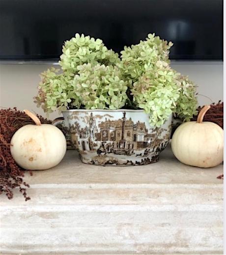 Fall Mantel Inspiration