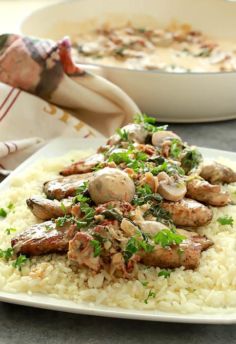 Creamy Tuscan Mushroom Sauce with Sun-Dried Tomatoes and Spinach