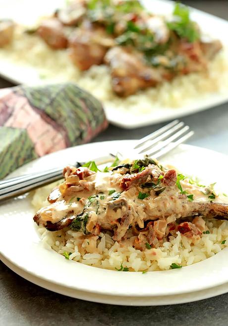 Creamy Tuscan Mushroom Sauce with Sun-Dried Tomatoes and Spinach