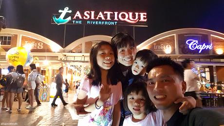 Family night out at Asiatique The Riverfront