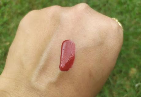 Stay quirky Liquid Lipstick Red – Too Hot for a date night Review