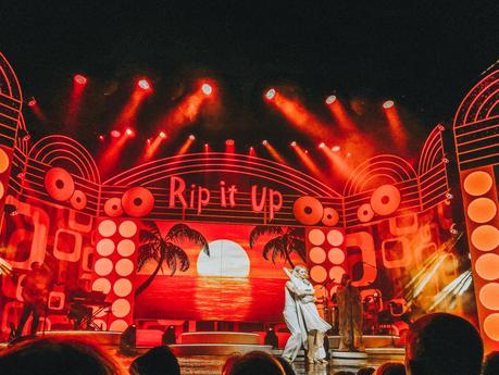 RIP IT UP! The West End’s Hottest New Show