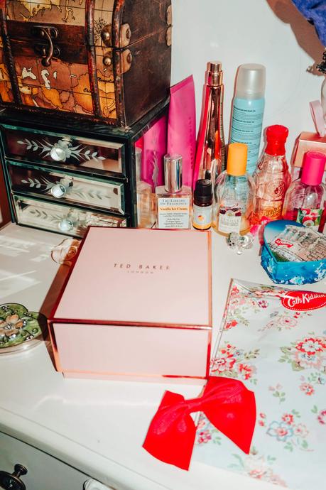 Beautiful Personalised Mother’s Day Gifts from the Gift Experience!*