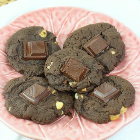 Vegan Double Chocolate Chunk Macadamia Nut Cookies #Choctoberfest Vegan Double Chocolate Chunk Macadamia Nut Cookies #Choctoberfest