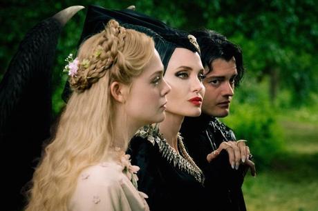 Review Maleficent Mistress of Evil 2019: Elle Fanning, Angelina Jolie and Sam Riley