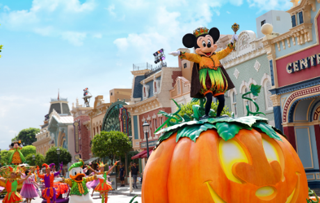 Makeup Transformation to Maleficent in time with Hong Kong Disneyland’s Disney Halloween Time Makeup Transformation to Maleficent in time with Hong Kong Disneyland’s Disney Halloween Time