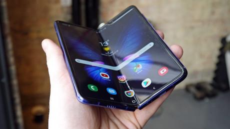 Samsung Galaxy Fold Display