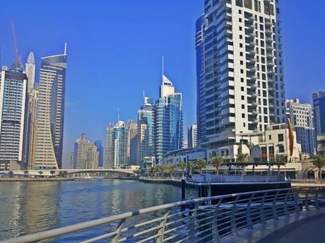 Dubai Attractions: Walk along Dubai Marina