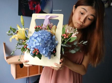 Get your Surprise Bloom Box from FARM Florist in just 60 minutes