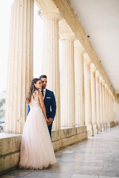 Gorgeous romantic peach and white wedding in Corfu