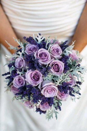 wedding colors 2019 crocus roses and lavender in bridal bouquet photoglow