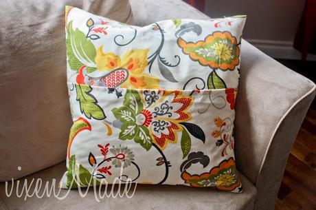 Simple Pillow Cover Tutorial