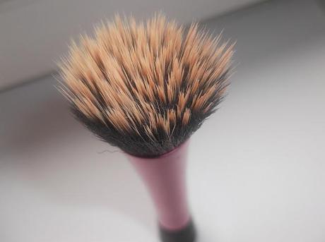 Real Techniques Stippling Brush