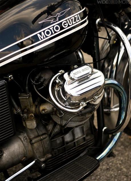 Moto Foto : Details