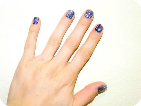 Galaxy Nails