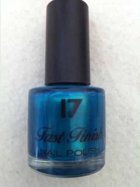 17 Fast Finish Nail Polish Review