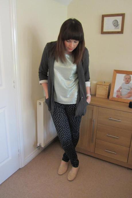 Primark spotty jeans and mint foil top.