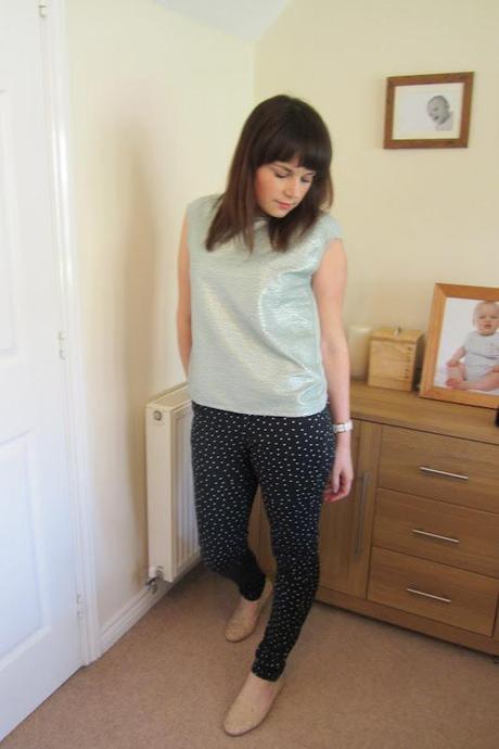 Primark spotty jeans and mint foil top.