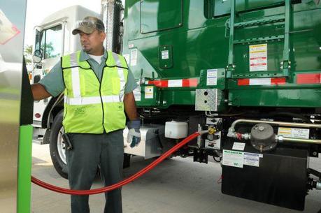 Waste Management adding cleaner, natural-gas vehicles