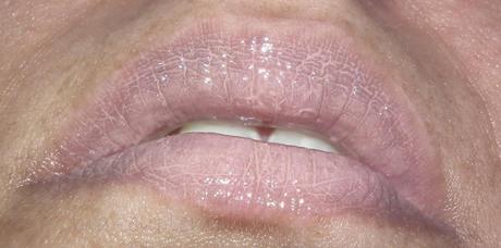 Product Reviews: Lips: Lip Gloss:L’Occitane :L’Occitane Duo Roll-on & Gloss Review & Swatches