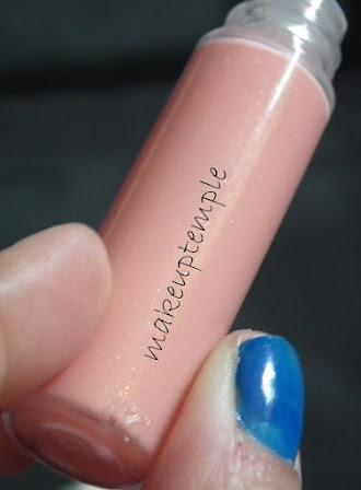 Product Reviews: Lips: Lip Gloss:L’Occitane :L’Occitane Duo Roll-on & Gloss Review & Swatches