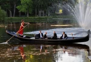 Amsterdam canals by gondola