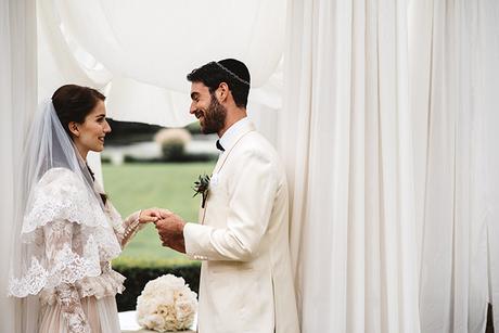 Jewish fairytale styled shoot in purple hues at the Chateau Challain