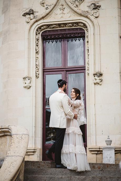 Jewish fairytale styled shoot in purple hues at the Chateau Challain