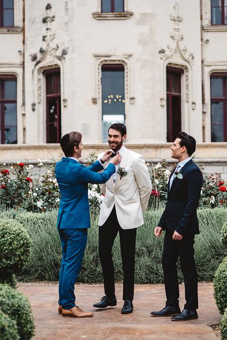 Jewish fairytale styled shoot in purple hues at the Chateau Challain