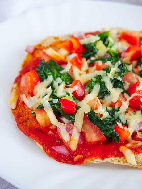 Easy Vegetarian Flatbread Pizza Recipe