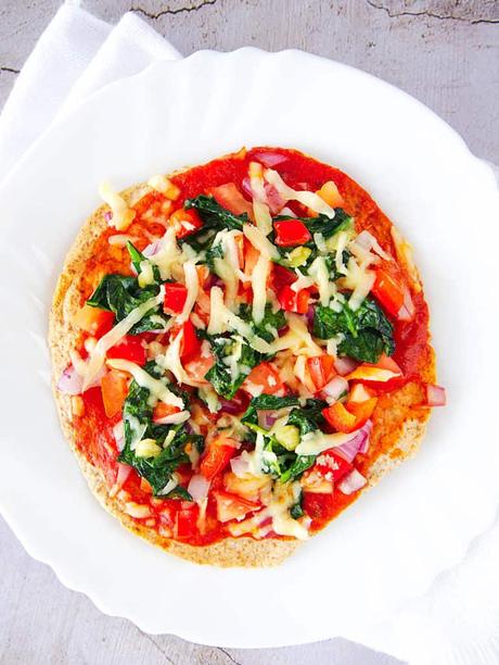 Easy Vegetarian Flatbread Pizza Recipe