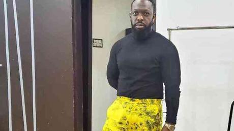 Why I Am Addicted To Big Bums- Timaya
