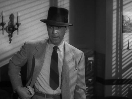Fred MacMurray’s Flannel Sport Suit in Double Indemnity Fred MacMurray’s Flannel Sport Suit in Double Indemnity