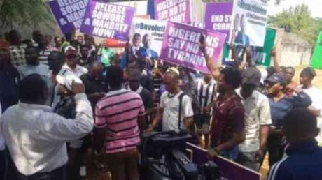 Sowore Detention: Occupy DSS Protesters Dispersed