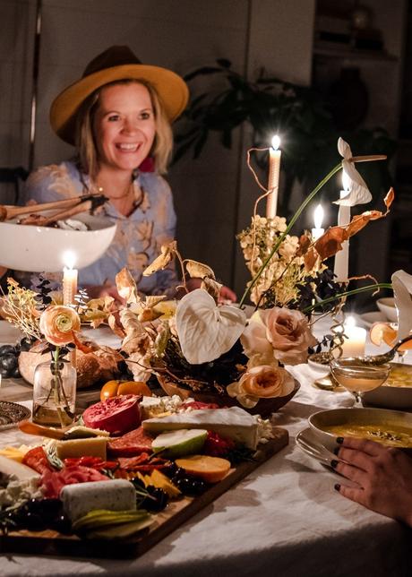 How to Pull Off a Magical Friendsgiving