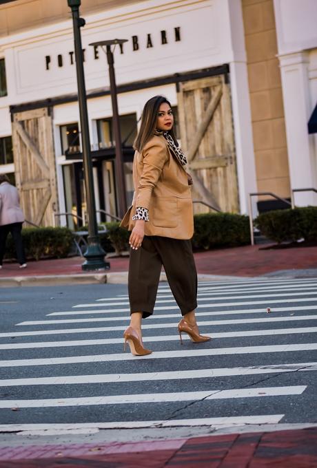 pant trends for fall, fall fashion 2019, brown wide leg high waist trousers, Leather jacket tan, Negin mersehi tan leather jacket, leopard print blouse, street style, bottega bag, myria