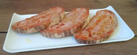 Catalan Bread with Tomato