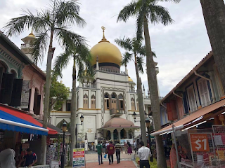 Singapore: Little India, Mosques & Hawker Centres...