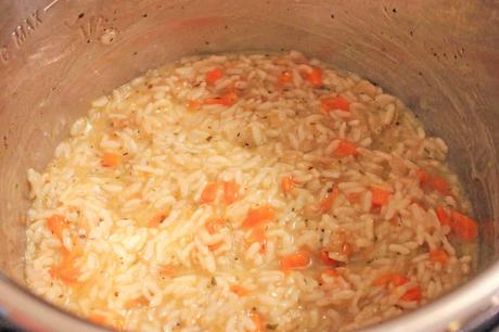 Instant Pot Risotto with Artichokes and Red Peppers