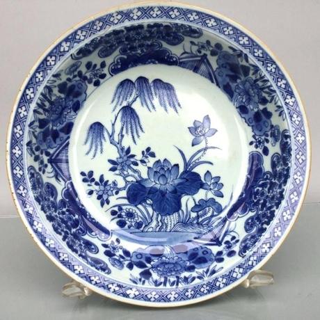 blue pattern china tattoo bowl and white porcelain big willow century