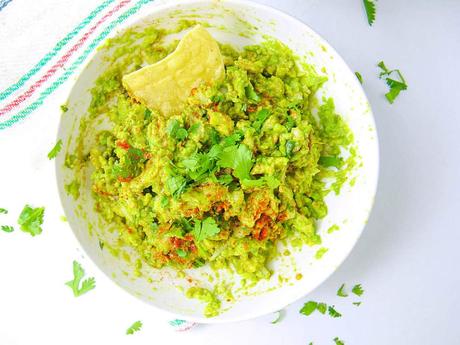 Healthy Guacamole Recipe with Chipotle Peppers