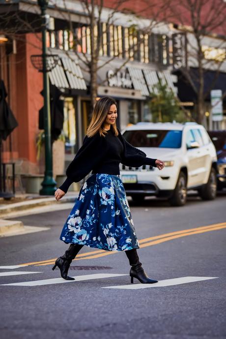 navy and black outfit, bow sweater, tipi boots, street style, street photography, style myths, myriad musings, saumya shiohare 