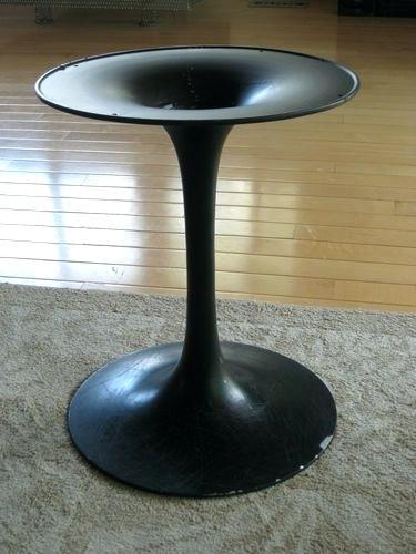 tulip base only or table black no top