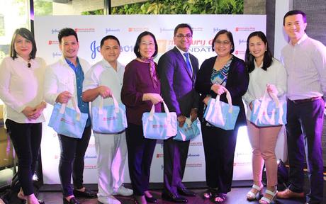JOHNSON’S® and Mercury Drug Foundation, Inc. support mothers and babies in Dr. Jose Fabella Memorial Hospital