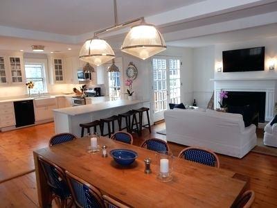 nantucket house antiques newly renovated 6 bedroom antique 1 2 block from town