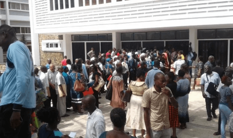 Drama As UI Non-Academic Staff Protest Exclusion Of International School Staff From IPPIS