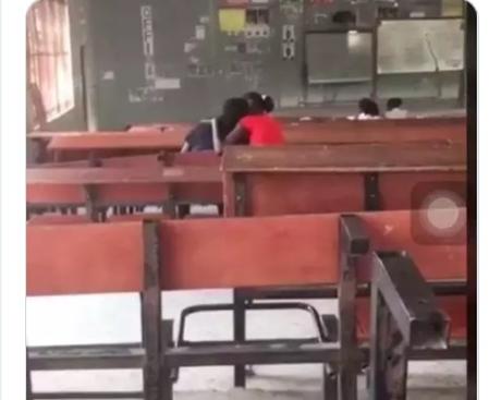 LAUTECH Freshers Caught In Sexual Act Inside Lecture Theatre In A Broad Daylight (Video)