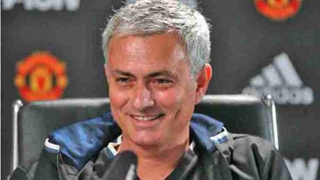 EPL: Real Reason I Lived In Hotel While At Man United – Tottenham’s Mourinho