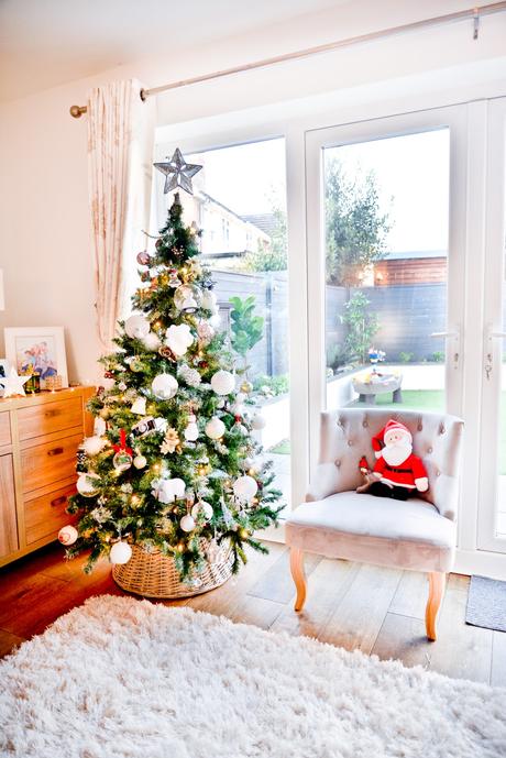 Christmas home decor, Christmas decor, Christmas living room, Christmas tree, Christmas deocrating